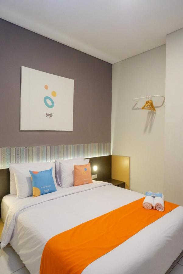 Sans Hotel Good Wish Semarang Jomblang Экстерьер фото