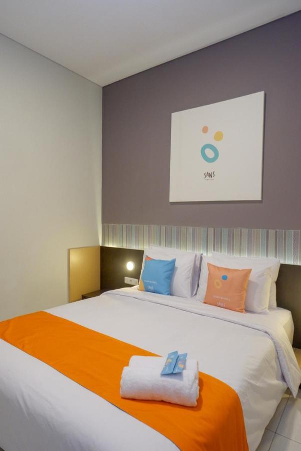 Sans Hotel Good Wish Semarang Jomblang Экстерьер фото