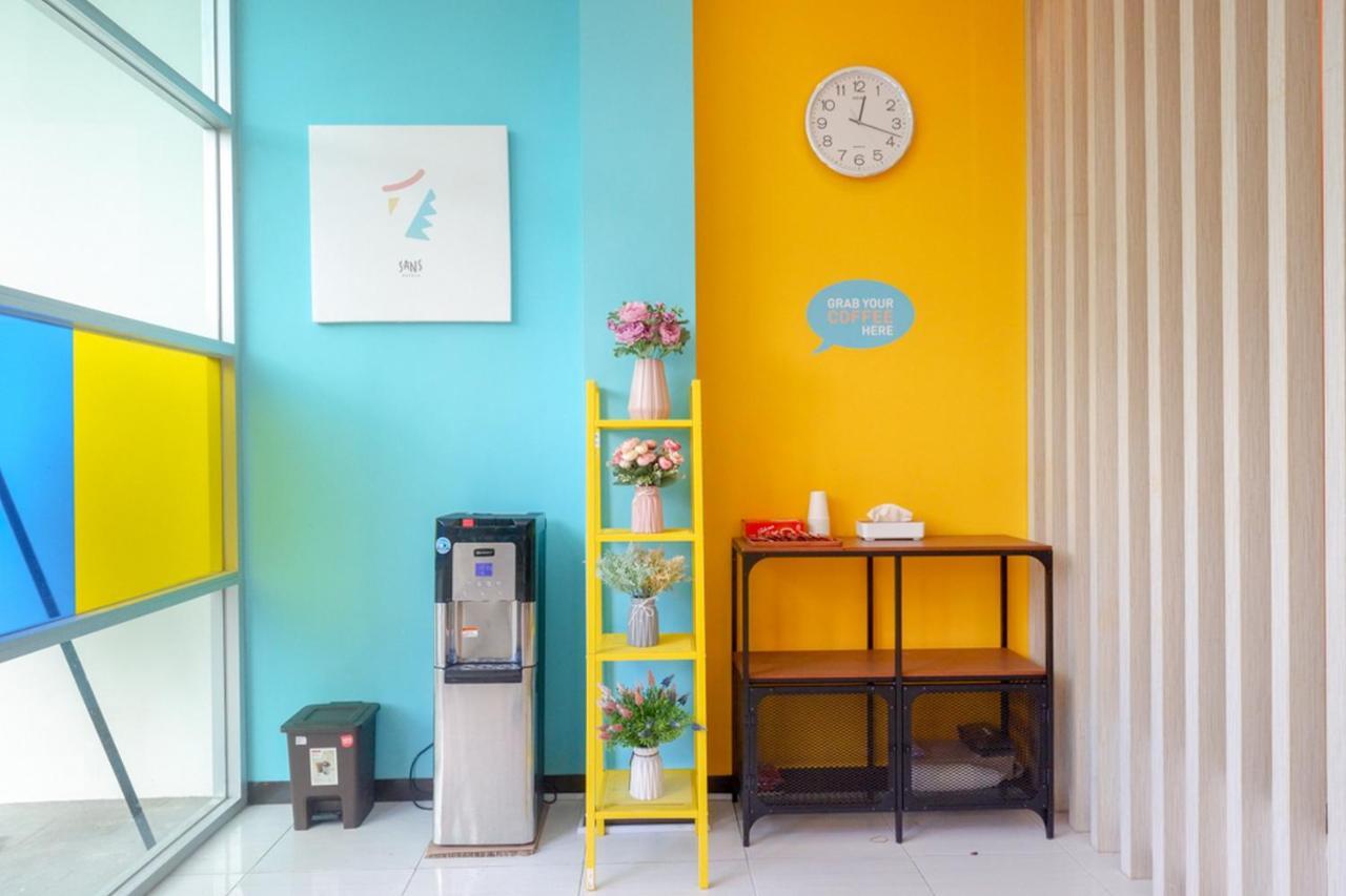 Sans Hotel Good Wish Semarang Jomblang Экстерьер фото