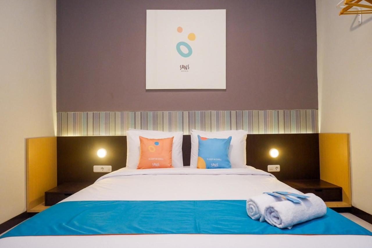 Sans Hotel Good Wish Semarang Jomblang Экстерьер фото