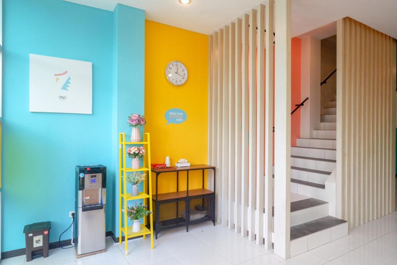 Sans Hotel Good Wish Semarang Jomblang Экстерьер фото